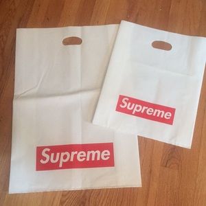 2 Supreme Shopping bags